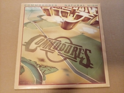 LP Commodores