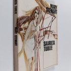 Mary Stewart : Saarilta tuulee - pikkukuva 1