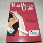 Mary Higgins Clark Kuolema kutsuu tanssiin  -sid - pikkukuva 2