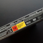 DVD: Sinkkuelämää Kausi 2. 3xDVD (2000/2008) UUSI - pikkukuva 3