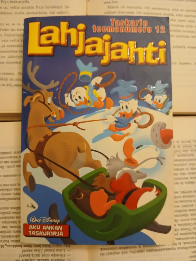 Aku Ankan taskukirja: Lahjajahti (pokkari)