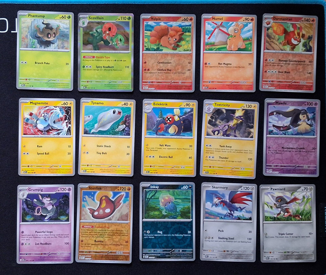 Pokemon kortit 15kpl (#74 Obsidian Flames)