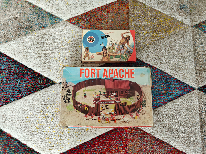 FORT APACHE+AIRFIX indians american west series