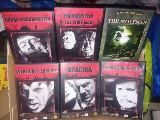 6 kpl DVD Universal Horror collection sarjaa ( SIS POSTIKUL)