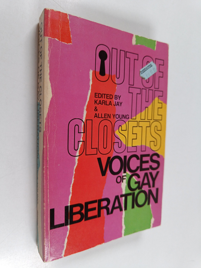 Karla Jay ym. : Out of the Closets : Voices of Gay Libera...