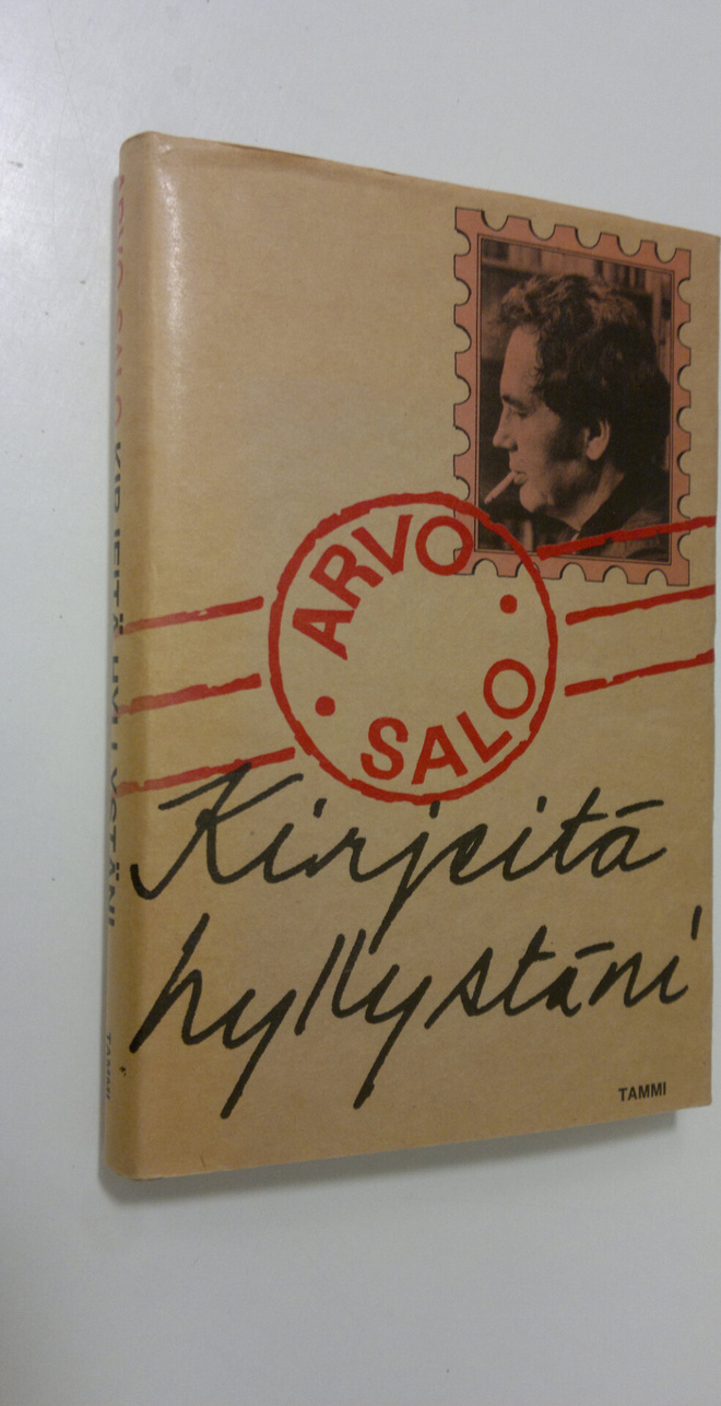 Arvo Salo : Kirjeitä hyllystäni