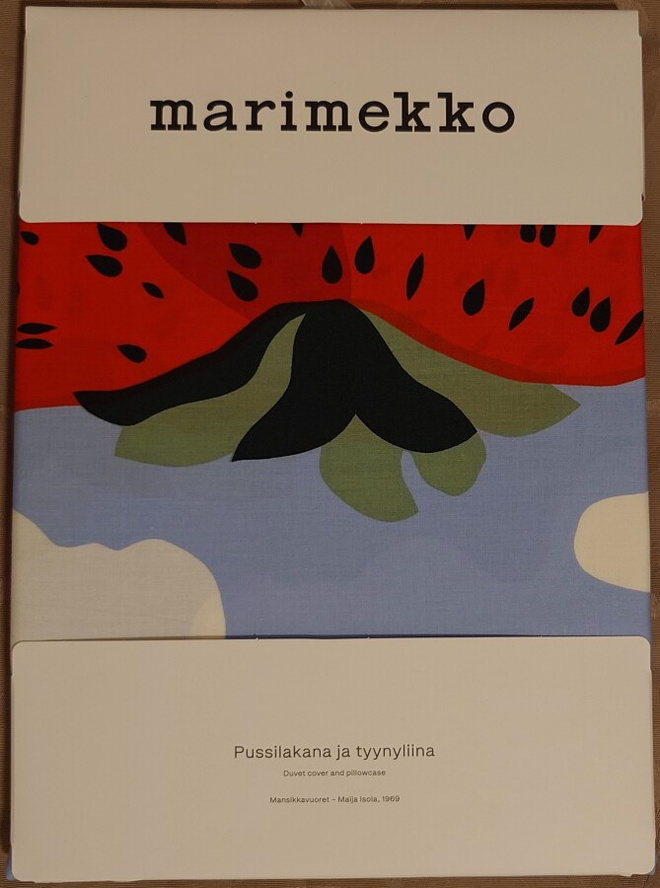 Marimekko - Mansikkavuoret pussilakanasetti (150x210 cm)