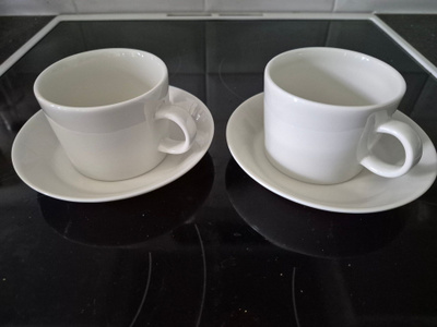 Iittala Teema kahvikuppisetit, kaksi paria