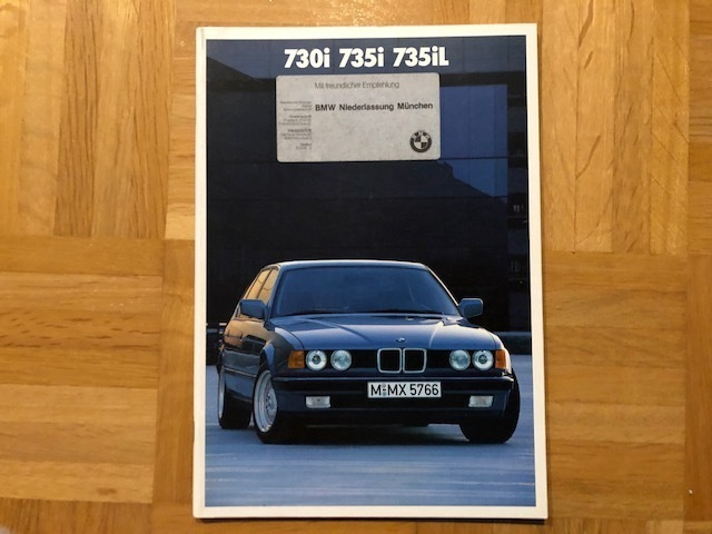 Esite BMW E32 7-sarja 730i - 735i - 735iL vuodelta 1986
