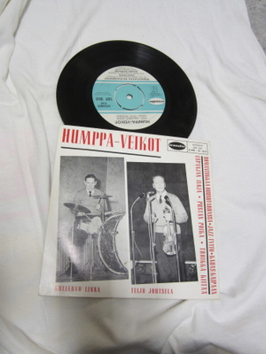 Humppa-Veikot – Romantiikkaa Ruusutarhassa / Jazz-tyttö / Ka