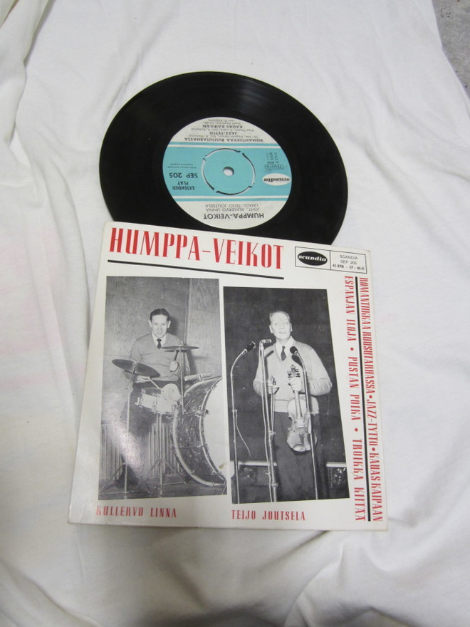 Humppa-Veikot – Romantiikkaa Ruusutarhassa / Jazz-tyttö / Ka