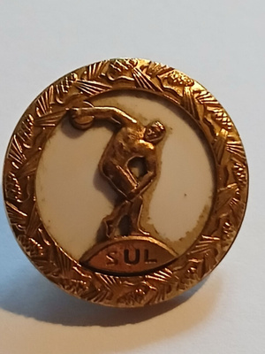 SUL kultainen ansiomerkki