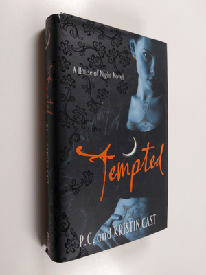 P. C. Cast : Tempted