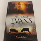 Nicholas Evans; Tulisielut - pikkukuva 1