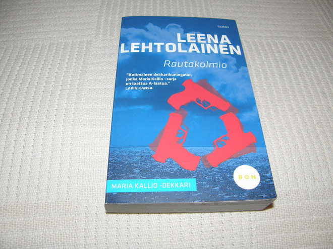 Leena Lehtolainen Rautakolmio  -pok