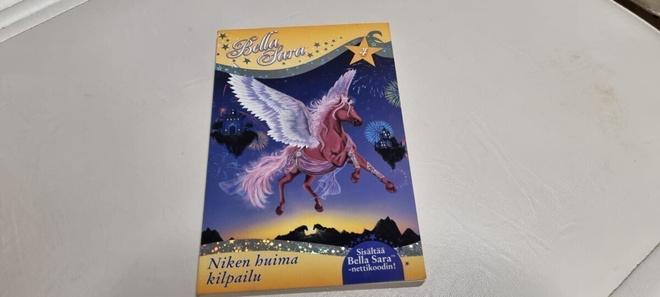 Felicity Brown : Niken huima kilpailu