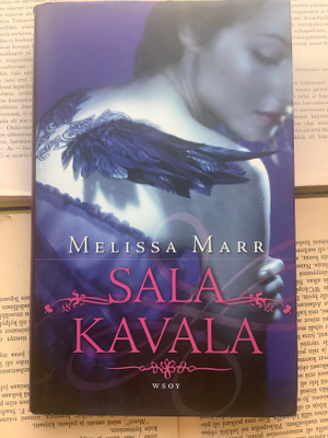 Melissa Marr - Salakavala sid.)