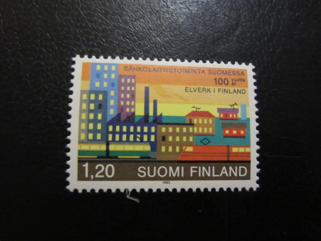 1982 Sähkölaitostoiminta Suomessa 100 vuotta **