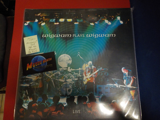 WIGWAM - WIGWAM PLAYS WIGWAM LIVE M/M- 3LP