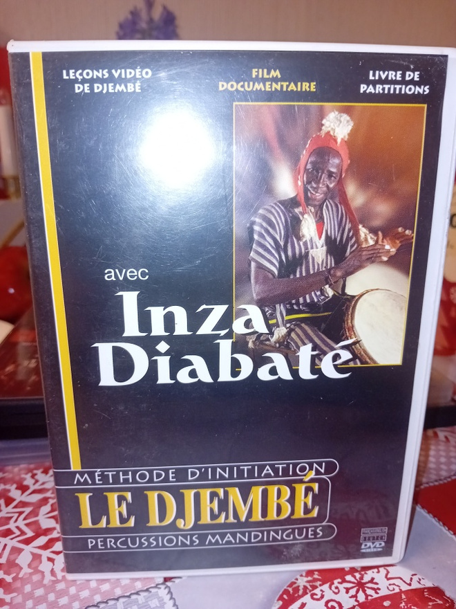 DVD Avec Inza Diabate  ( SIS POSTIKULU  )