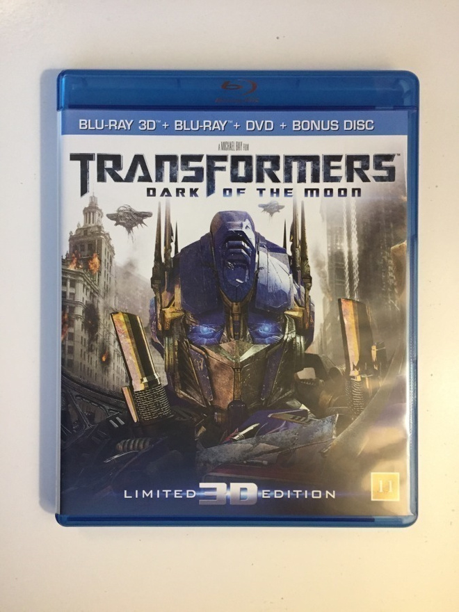Transformers 3: Kuun pimeä puoli (3D & 2D Blu-ray + DVD)