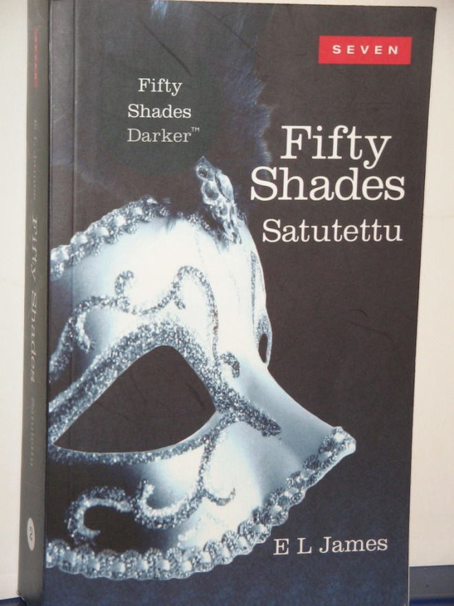 E L James : Fifty Shades 2  Satutettu