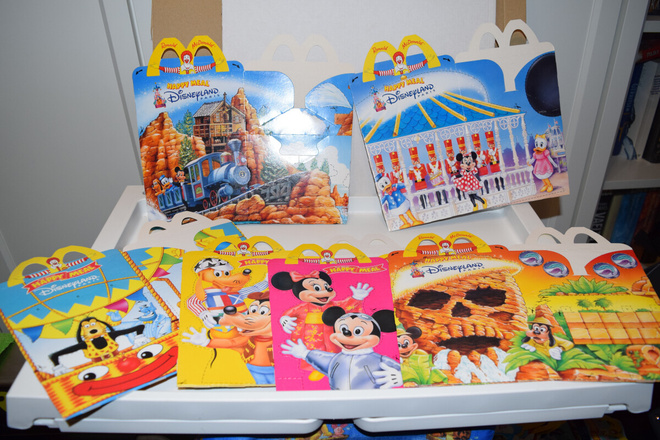 Mcdonald's happy meal laatikko disneyland paris