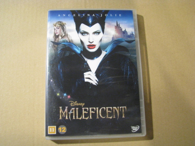 MALEFICENT ( Angelina Jolie )