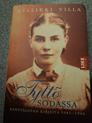 Kyllikki Villa Tyttö sodassa