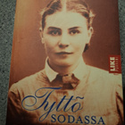 Kyllikki Villa Tyttö sodassa - pikkukuva 1