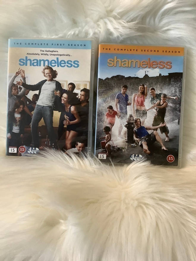 SHAMELESS (HÄVYTTÖMÄT)  KAUDET 1 & 2