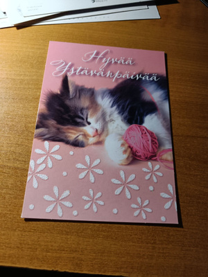 KISSA JA KERÄ