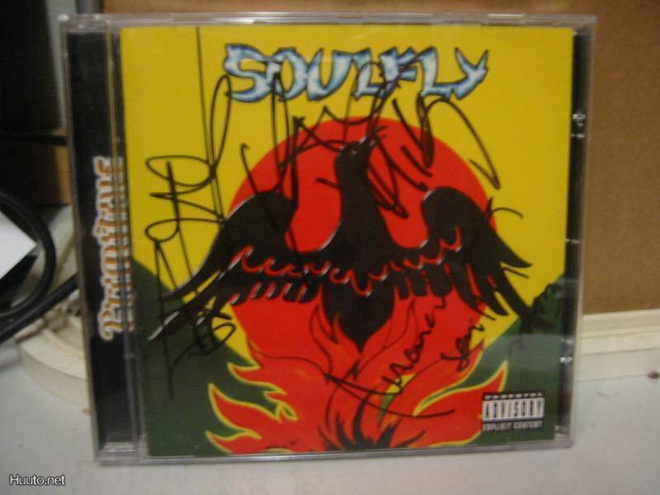 SOULFLY - PRIMITIVE CD KOKO BÄNDIN NIMMAREILLA