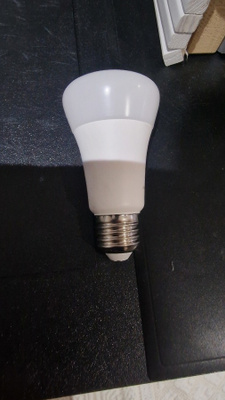 Philips Hue -LED-älylamppu, White and color ambiance, E27