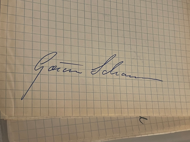 Göran Schauman nimikirjoitus paperilla