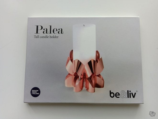 Uusi be&liv Palea kynttilänjalka