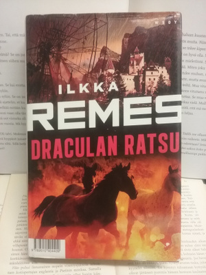 Ilkka Remes - Draculan ratsu / Musta kobra (sid.)