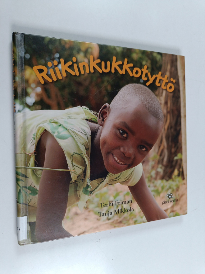 Terhi Friman : Riikinkukkotyttö