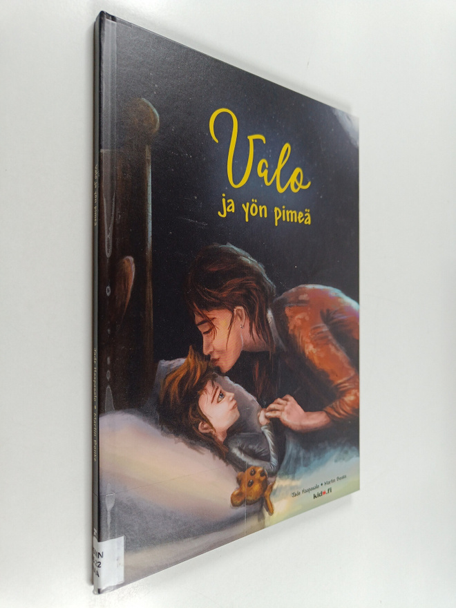 Jade Haapasalo : Valo ja yön pimeä