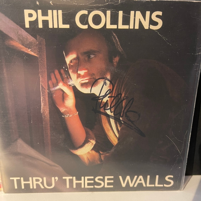 Phil Collins - Thru' these walls 7" nimikirjoituksella
