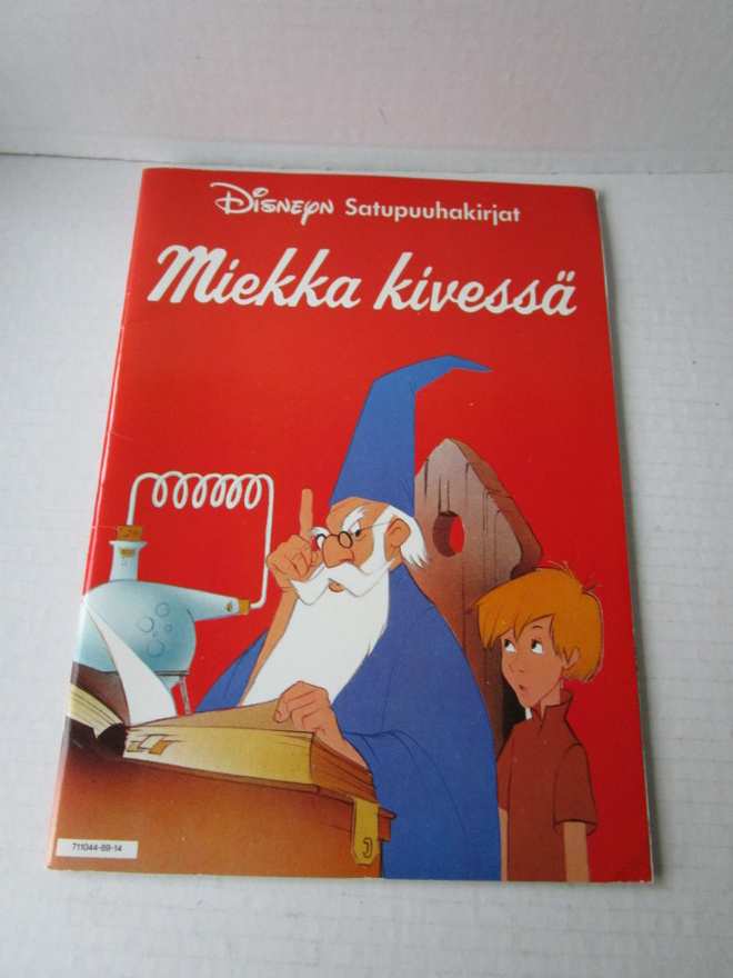 Disneyn Satupuuhakirja: Miekka Kivessä