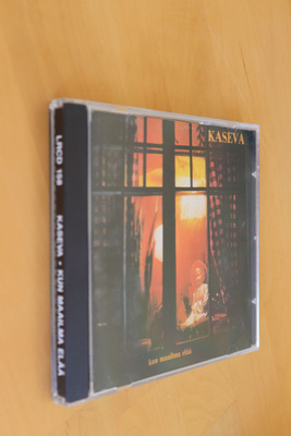 CD Kaseva : Kun maailma elää