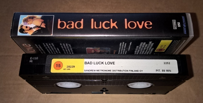 BAD LUCK LOVE 2000 VHS SUOMI DRAAMA