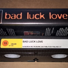 BAD LUCK LOVE 2000 VHS SUOMI DRAAMA - pikkukuva 1