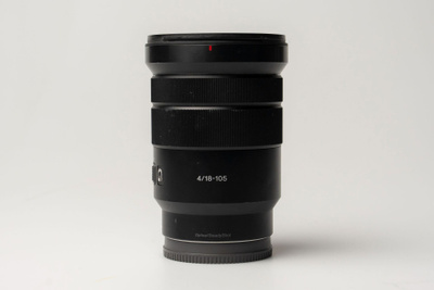 Sony 18-105mm, f4 -linssi