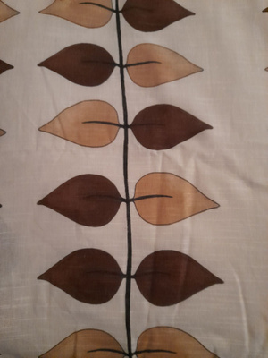 Tyylikkäät pitkät verhot (140 x 215 cm), lehtikuvio