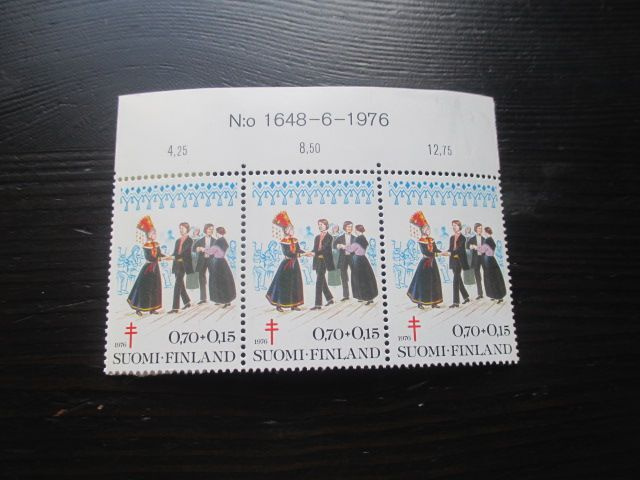 Tuberkuloosi 0,70+0,15mk 1976 kolmilo numerolla **