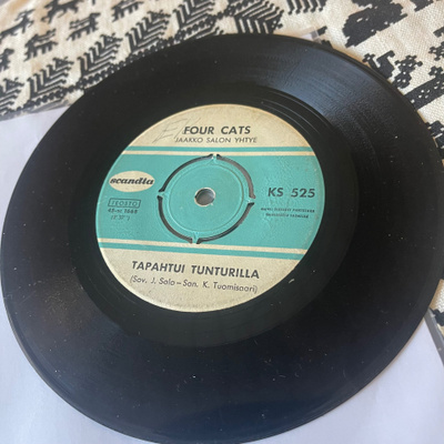 FOUR CATS: Tapahtui tunturilla * Liian kauan, …. * FIN 1963