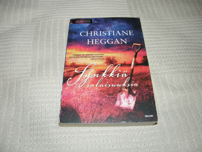 Christiane Heggan Synkkiä salaisuuksia  -nid