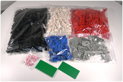 2,4 KG vintage LEGO-palikoita ja -rakennuslevyjä